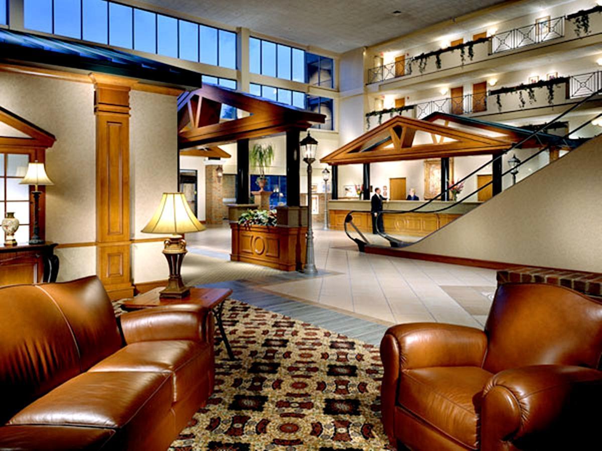 Holiday Inn Memphis-University Of Memphis By Ihg Exterior foto